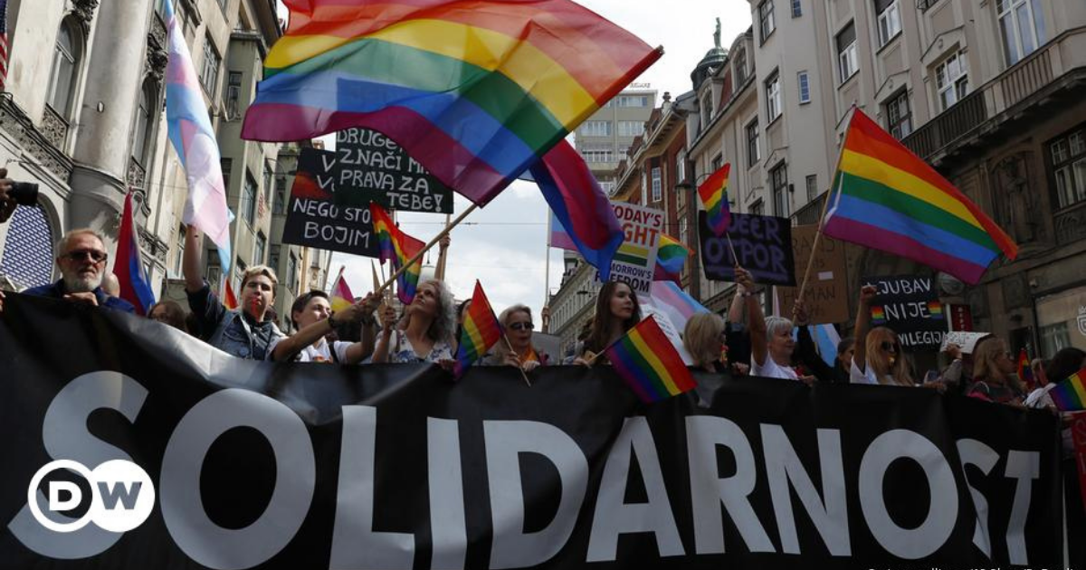 Održana Parada ponosa u Bosni: aktivisti online ukazali na probleme sa kojima se susreću